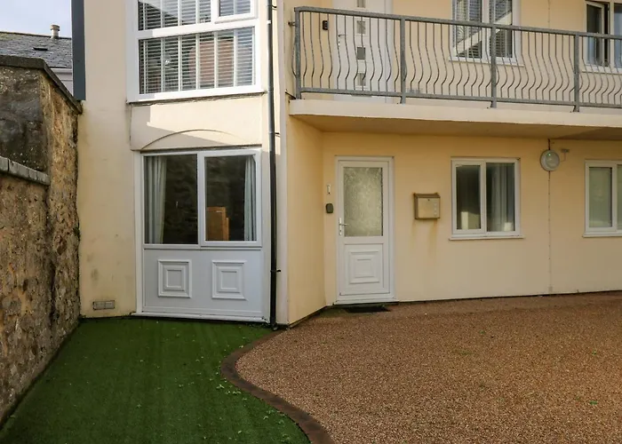 1 St Marys Court